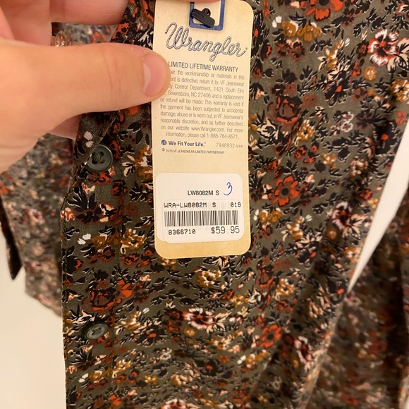 Floral Western Shirt - Picture 2 of 3